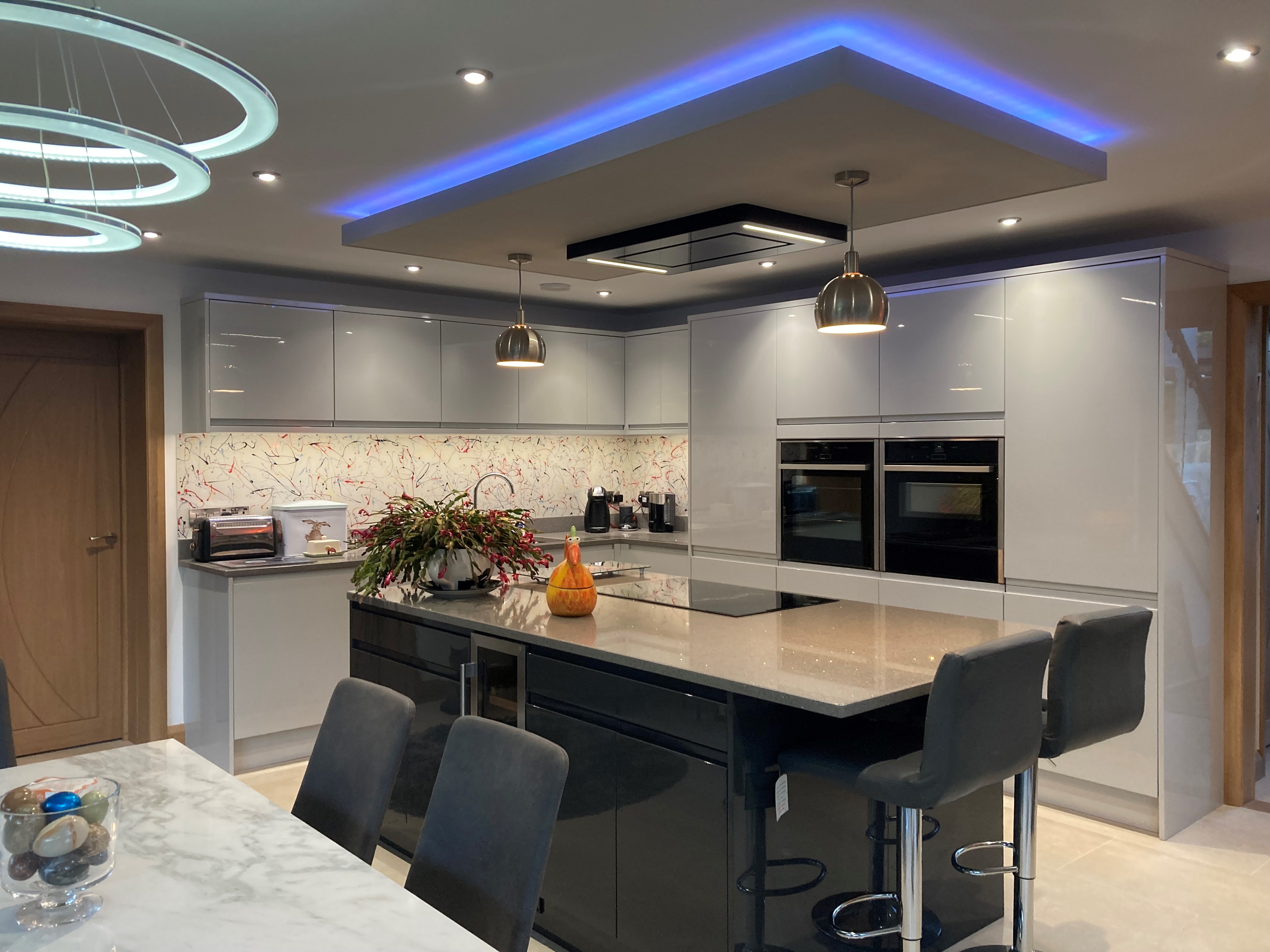Celux - ceiling cooker hoods deals of the month
